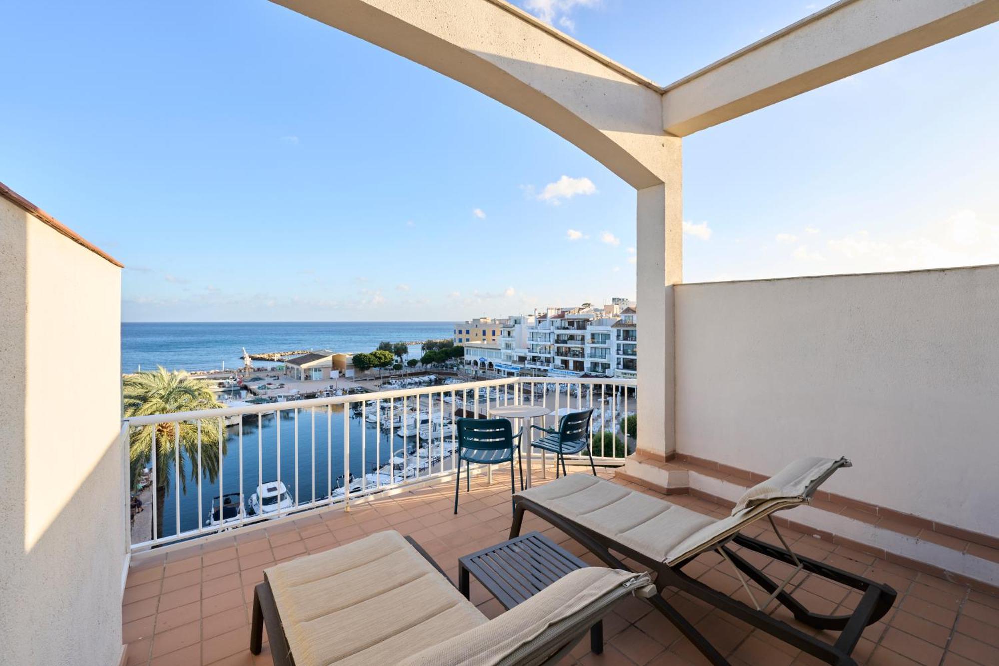 Hotel Catalonia Del Mar - Adults Only Cala Bona  Exterior foto
