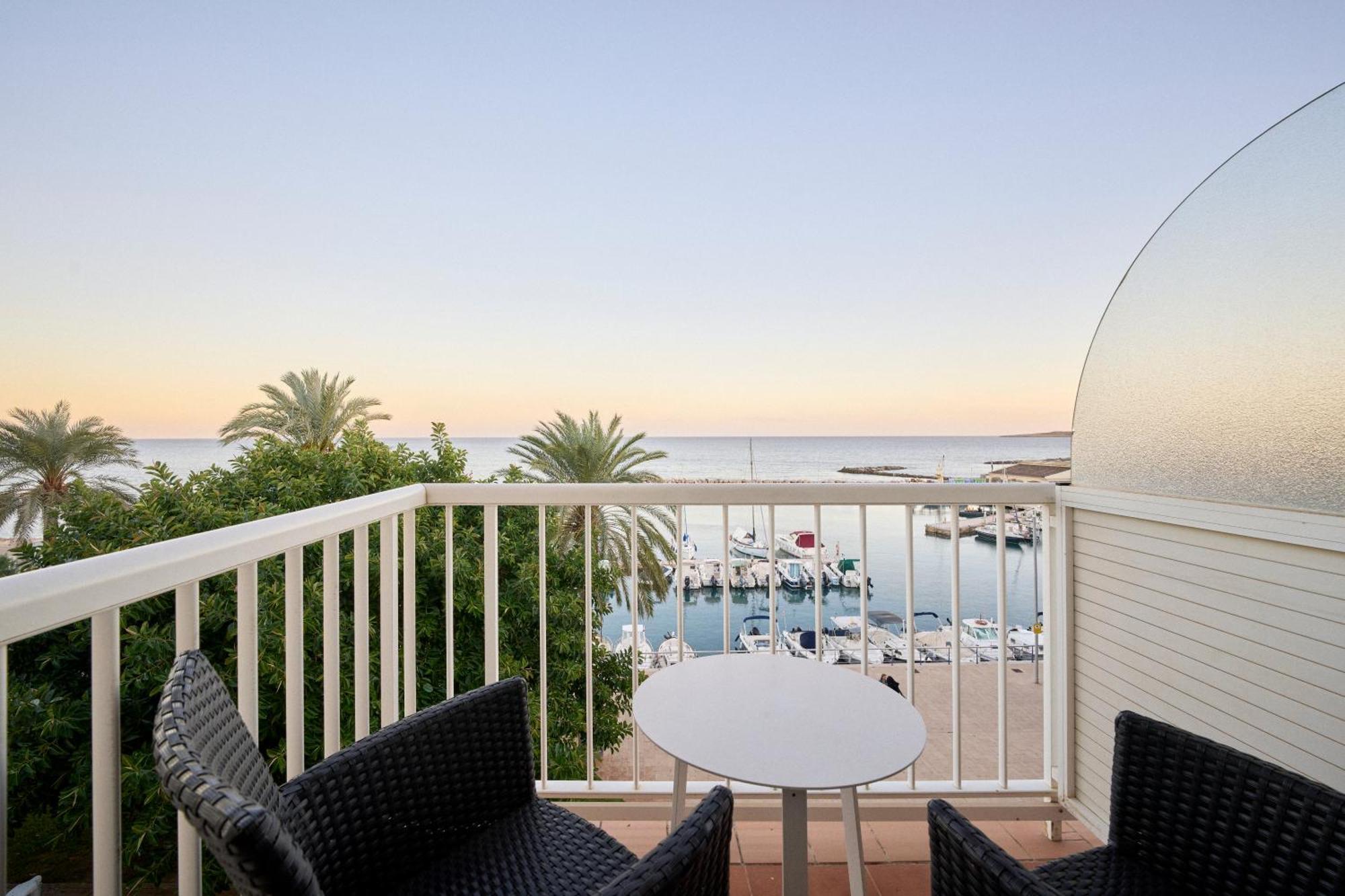 Hotel Catalonia Del Mar - Adults Only Cala Bona  Habitación foto