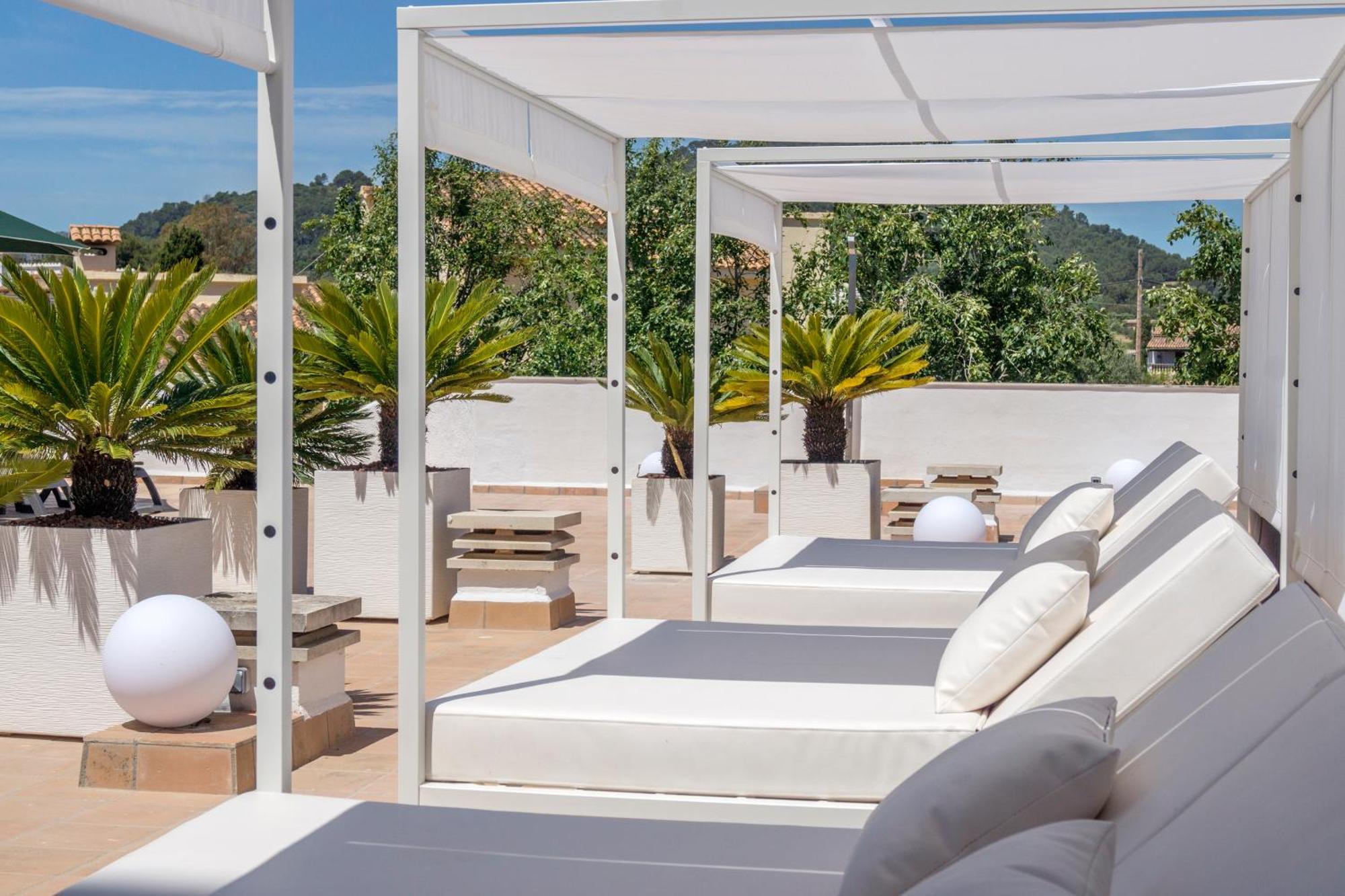 Hotel Catalonia Del Mar - Adults Only Cala Bona  Exterior foto